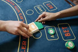 Pengalaman mobile Ludo Cepat untuk pengguna dewasa